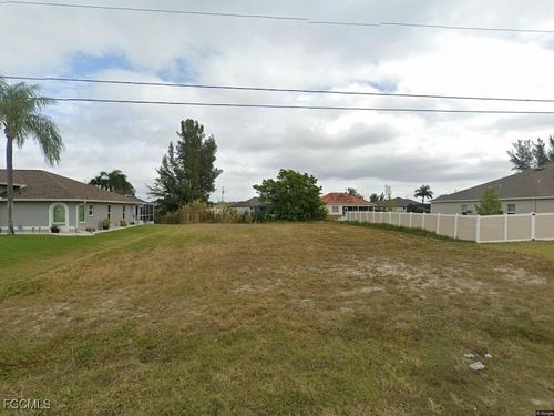 2127 8th Ct, CAPE CORAL, FL, 33991-3602 | Card Image