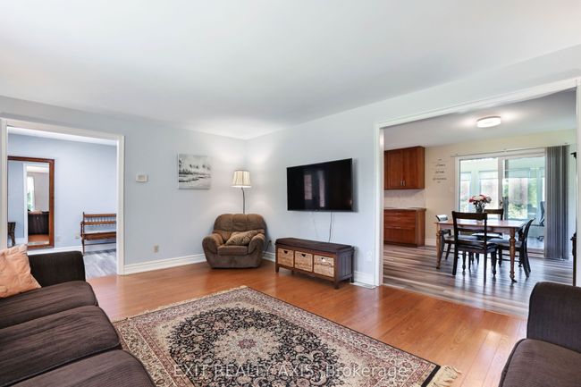 42 Strickland Rd, House other with 3 bedrooms, 2 bathrooms and 8 parking in Lombardy ON | Image 7
