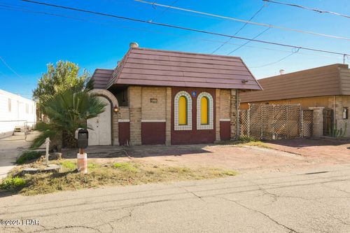 311 N Moonlight Dr, Parker, AZ, 85344-4113 | Card Image