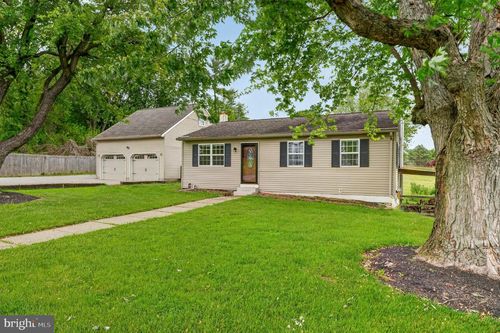 388 Hipkins Rd, WEST GROVE, PA, 19390-9500 | Card Image