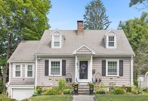 7 Ponkapoag Way, Canton, MA, 02021-1116 | Card Image