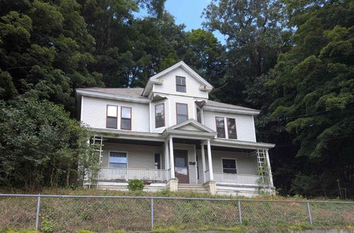 207 Elliot St, Brattleboro, VT, 05301-6611 | Card Image