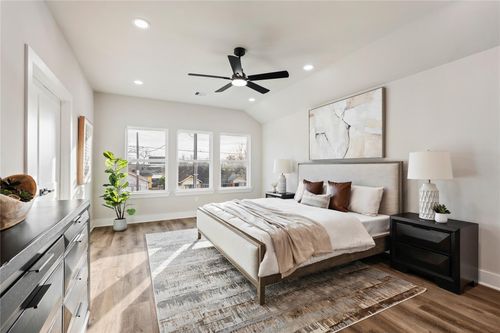 b-4605 Brady St, Houston, TX, 77011-3006 | Card Image