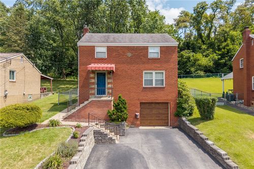 4756 Woodhill Dr, Homestead, PA, 15120-3538 | Card Image