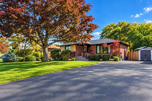 2344 Redfern Rd, Burlington, ON, L7R1X3 | Card Image