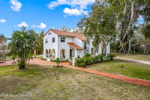 121 Circle Dr, Cocoa, FL, 32922-6911 | Card Image