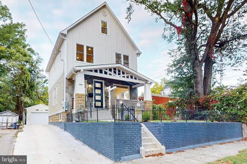 2806 Franklin St Ne, WASHINGTON, DC, 20018-1435 | Card Image