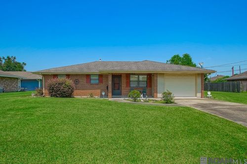 59012 Obier St, Plaquemine, LA, 70764-3428 | Card Image