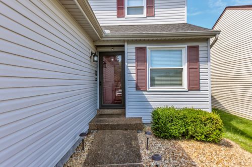 107 Maple Way N, Hendersonville, TN, 37075-3947 | Card Image