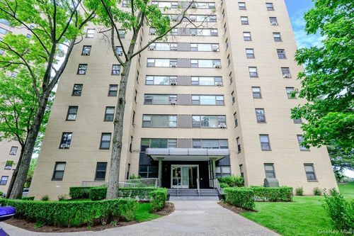 5e-3 Fordham Hill Oval, Bronx, NY, 10468-4711 | Card Image