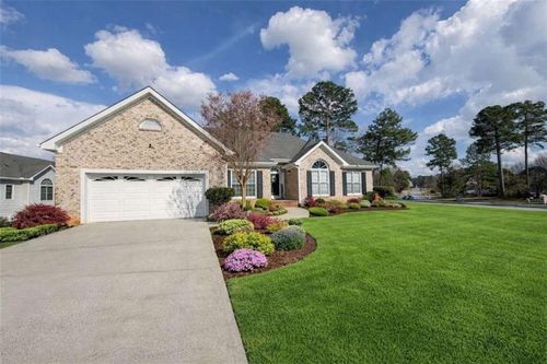 9726 Washington Cir, Jonesboro, GA, 30238-8709 | Card Image