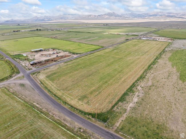 1036 E Airport Rd, House other with 3 bedrooms, 3 bathrooms and 1604 parking in Panguitch UT | Image 5