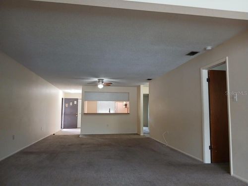 201b-7560 92nd St, SEMINOLE, FL, 33777-4124 | Card Image