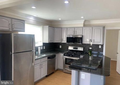 307-416 S Veitch St, ARLINGTON, VA, 22204-2150 | Card Image
