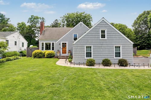 15 Scribner Ave, Norwalk, CT, 06854-2517 | Card Image