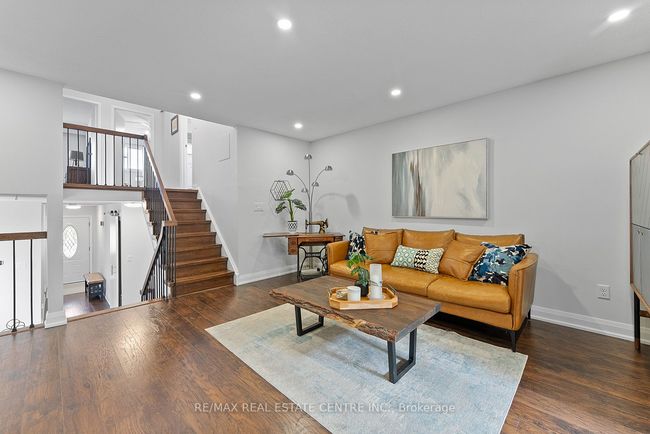 82 Simmons Blvd, House other with 3 bedrooms, 2 bathrooms and 4 parking in Brampton ON | Image 16