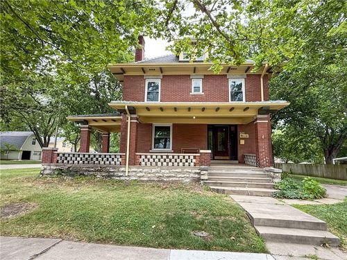 601 Se Miller St, Lee's Summit, MO, 64063-4240 | Card Image