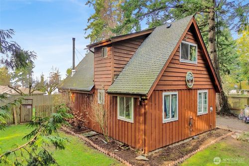 2873 Haxton Way, Bellingham, WA, 98226-9279 | Card Image