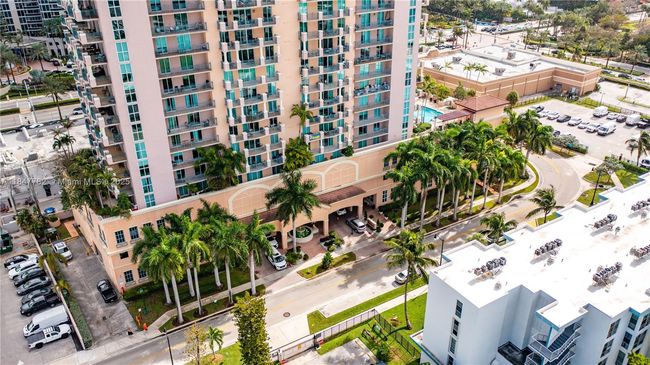 APT-508 - 17555 Atlantic Blvd, Condo with 3 bedrooms, 2 bathrooms and null parking in Sunny Isles Beach FL | Image 48