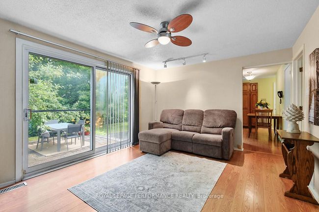 152 Withrow Ave, House other with 4 bedrooms, 3 bathrooms and 2 parking in Nepean ON | Image 16