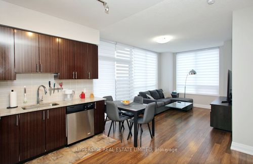 512-85 N Park Rd, Vaughan, ON, L4J0H9 | Card Image