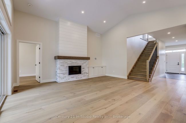 15 Grenville St N, House other with 3 bedrooms, 3 bathrooms and 2 parking in Southampton ON | Image 5