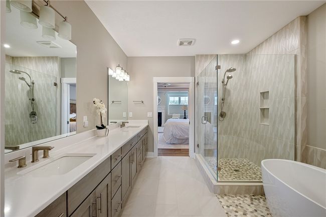 312 Highpointe Dr, Townhouse with 3 bedrooms, 4 bathrooms and 2 parking in Seven Fields PA | Image 14