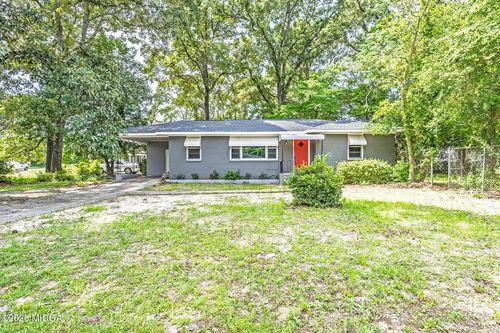 101 Sparta St, Warner Robins, GA, 31088-5149 | Card Image