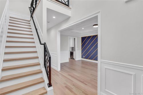 124 Mckinley Ave, North Bellmore, NY, 11710-2344 | Card Image