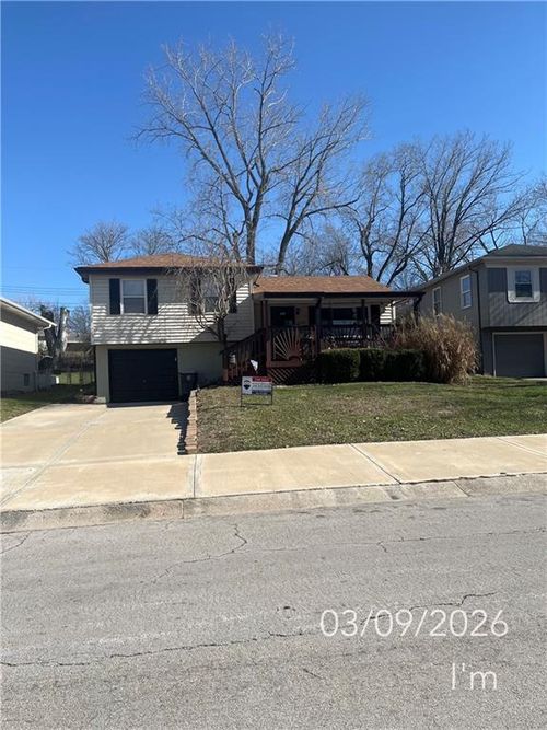 4821 N Tullis Ave, Kansas City, MO, 64119-4242 | Card Image