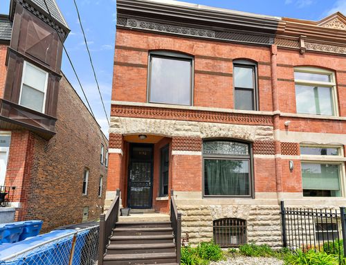 1132 E 44th St, Chicago, IL, 60653-3710 | Card Image