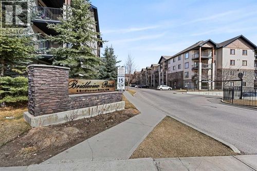 2411-8 Bridlecrest Dr Sw, Calgary, AB, T2Y0H7 | Card Image