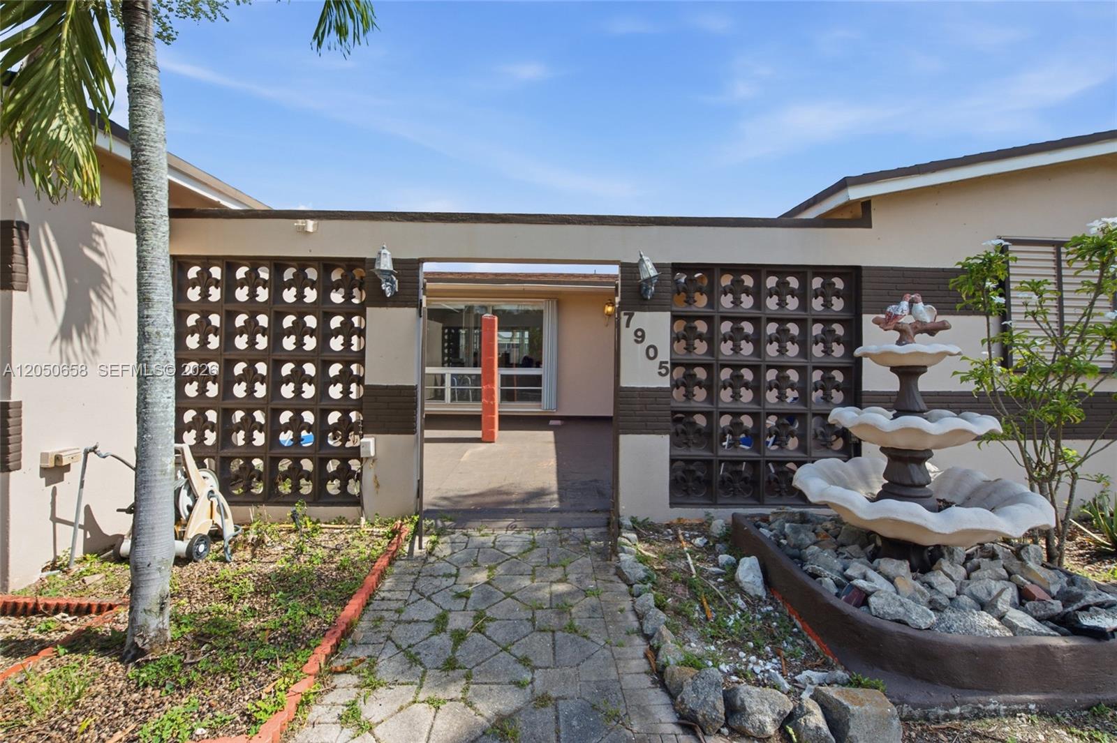 Residential in Miramar 3