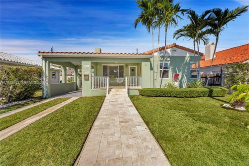 2431 Sw 22nd Ter, Miami, FL, 33145-3417 | Card Image