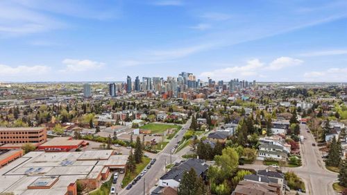 2109 20 Ave Sw, Calgary, AB, T2T0M3 | Card Image