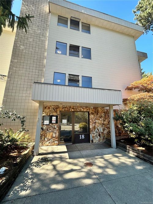 210-18 King George St N, Lake Cowichan, BC, V0R2G1 | Card Image