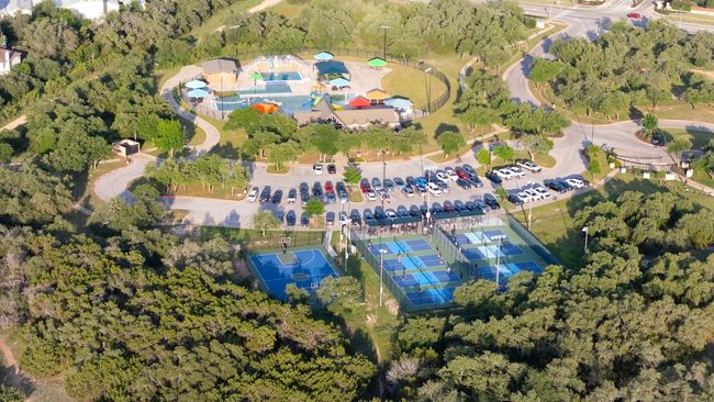 Aerial view showing Veteran's Memorial Park! It is so convenient! | Image 30