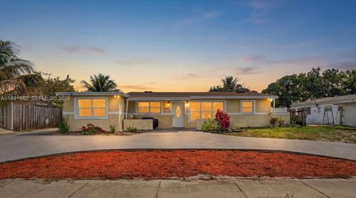 4200 Ne 4th Ave, Deerfield Beach, FL, 33064-4212 | Card Image