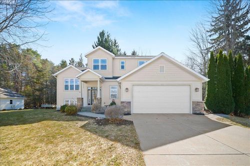 863 Cedar Wood Trl, Norton Shores, MI, 49441-5984 | Card Image