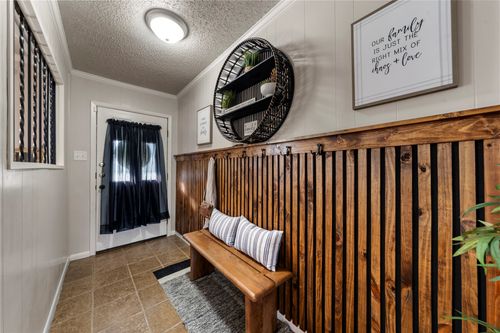 104 Melissa St, Eddy, TX, 76524-3214 | Card Image