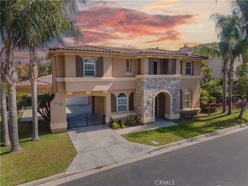495 Ruth Cir, Corona, CA, 92879-8086 | Card Image