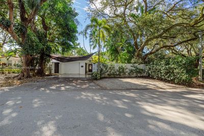 4160 Ventura Ave, House other with 4 bedrooms, 3 bathrooms and null parking in Miami FL | Image 1