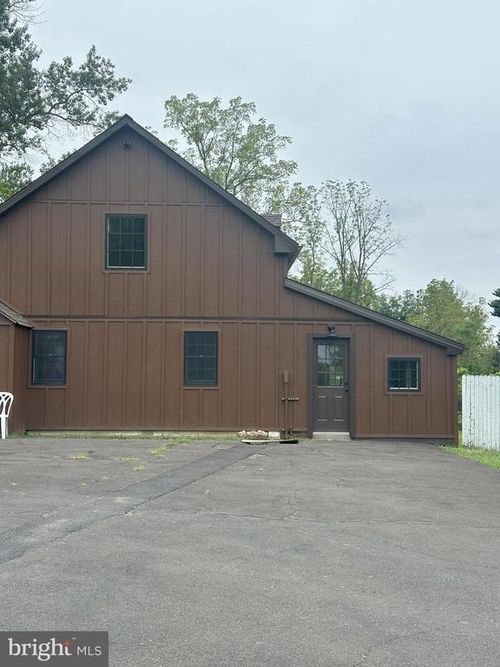 710 Sackettsford Rd, IVYLAND, PA, 18974-1328 | Card Image