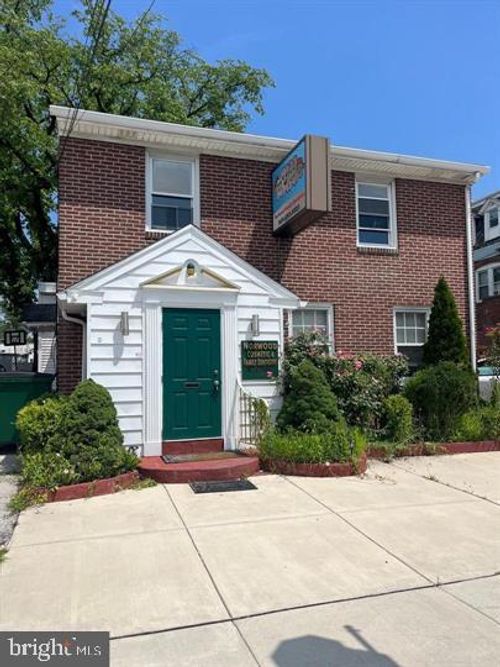 2-7 W Winona Ave, NORWOOD, PA, 19074-1403 | Card Image