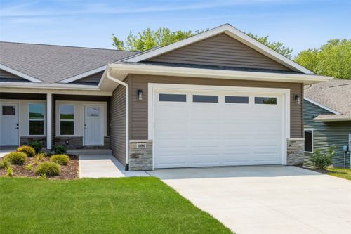 1100 Switchgrass Ln, Ely, IA, 52227-5001 | Card Image