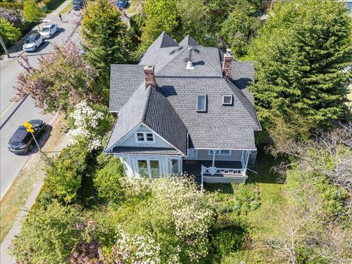 133 Milton St, Nanaimo, BC, V9R2K4 | Card Image