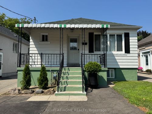 8 Culnan Ave, Etobicoke, ON, M8Z5A8 | Card Image