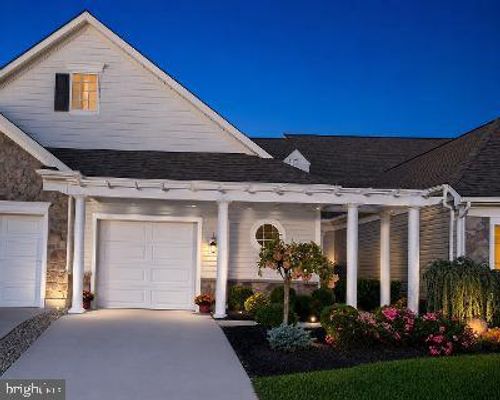 226 Sparrow Dr, HAMILTON, NJ, 08690-2464 | Card Image