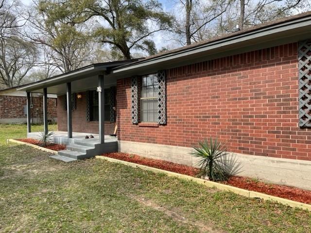 Pine Dr, New Caney, TX 77357