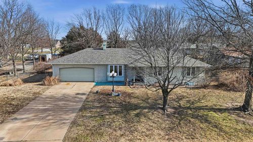 209 Garnett Ct, Garden Plain, KS, 67050-9160 | Card Image